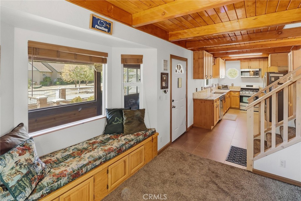 39196 Seminole Drive