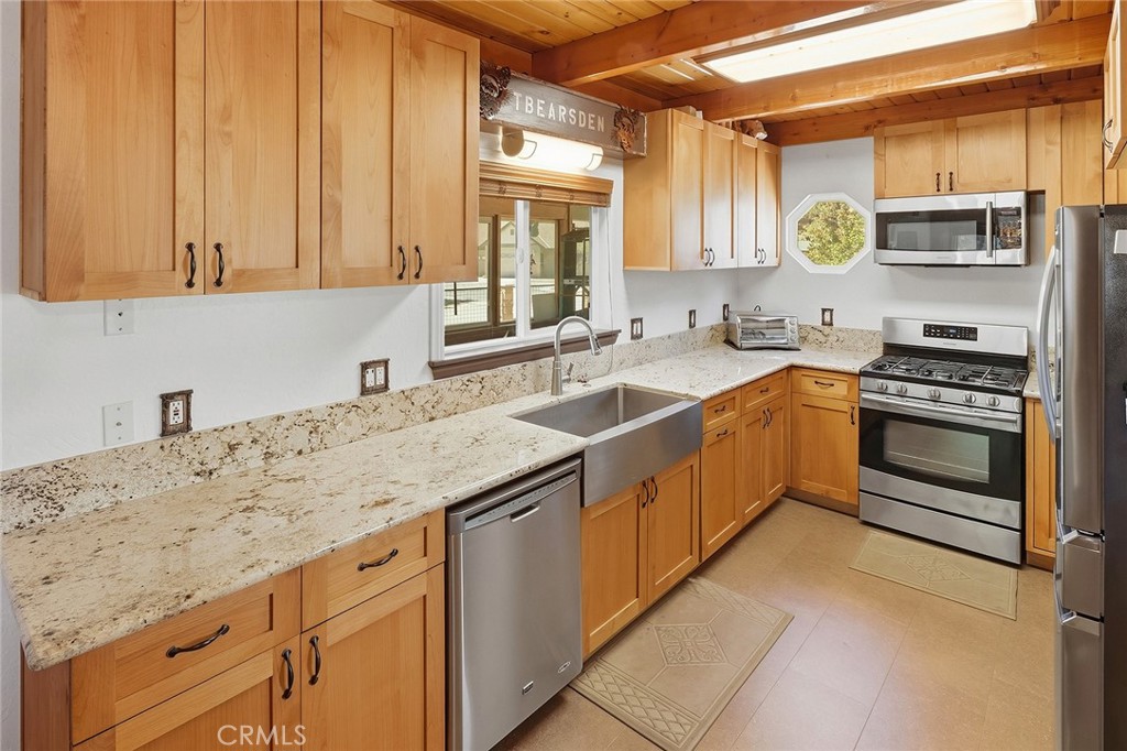 39196 Seminole Drive