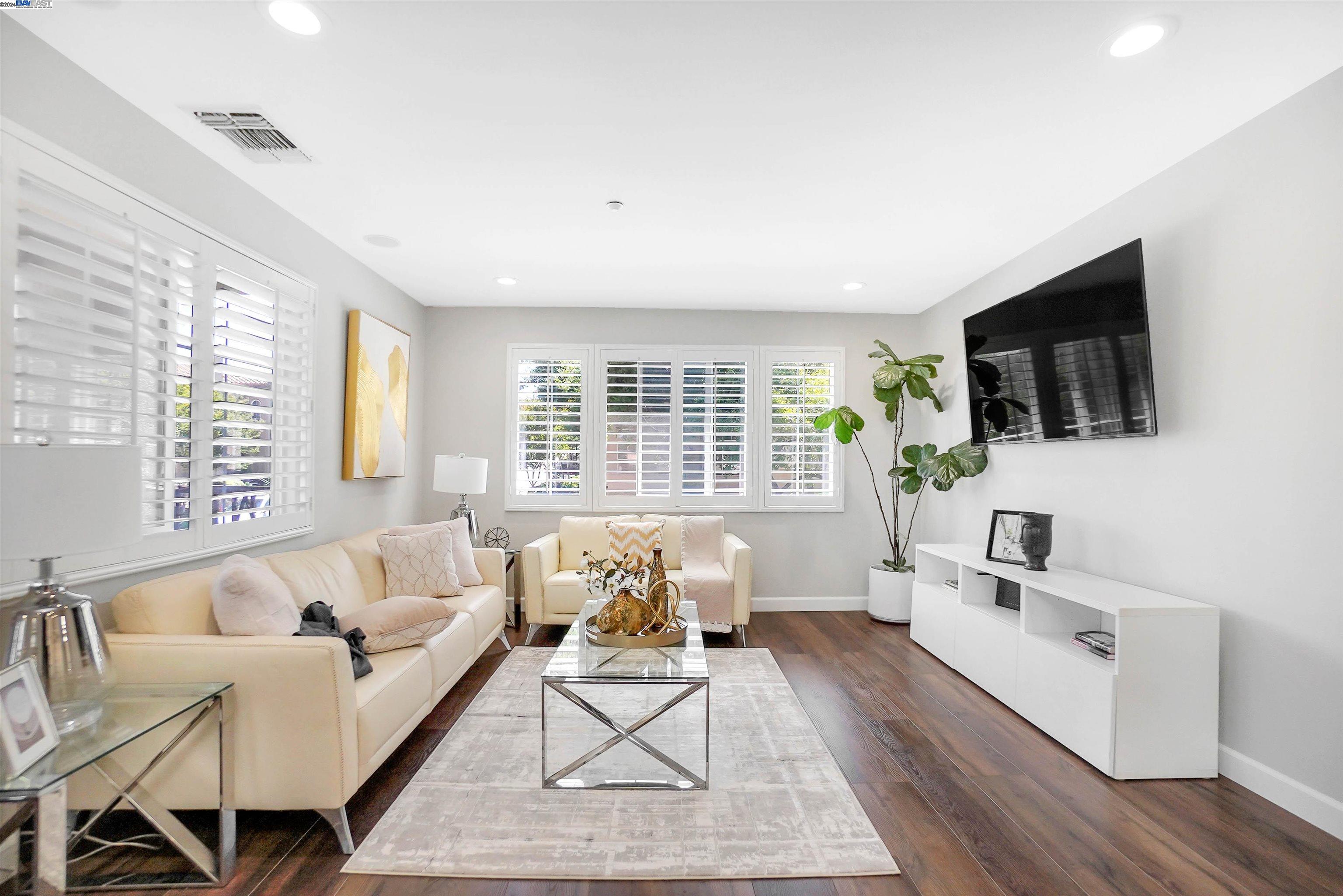 7 Meritage Cmn # 201