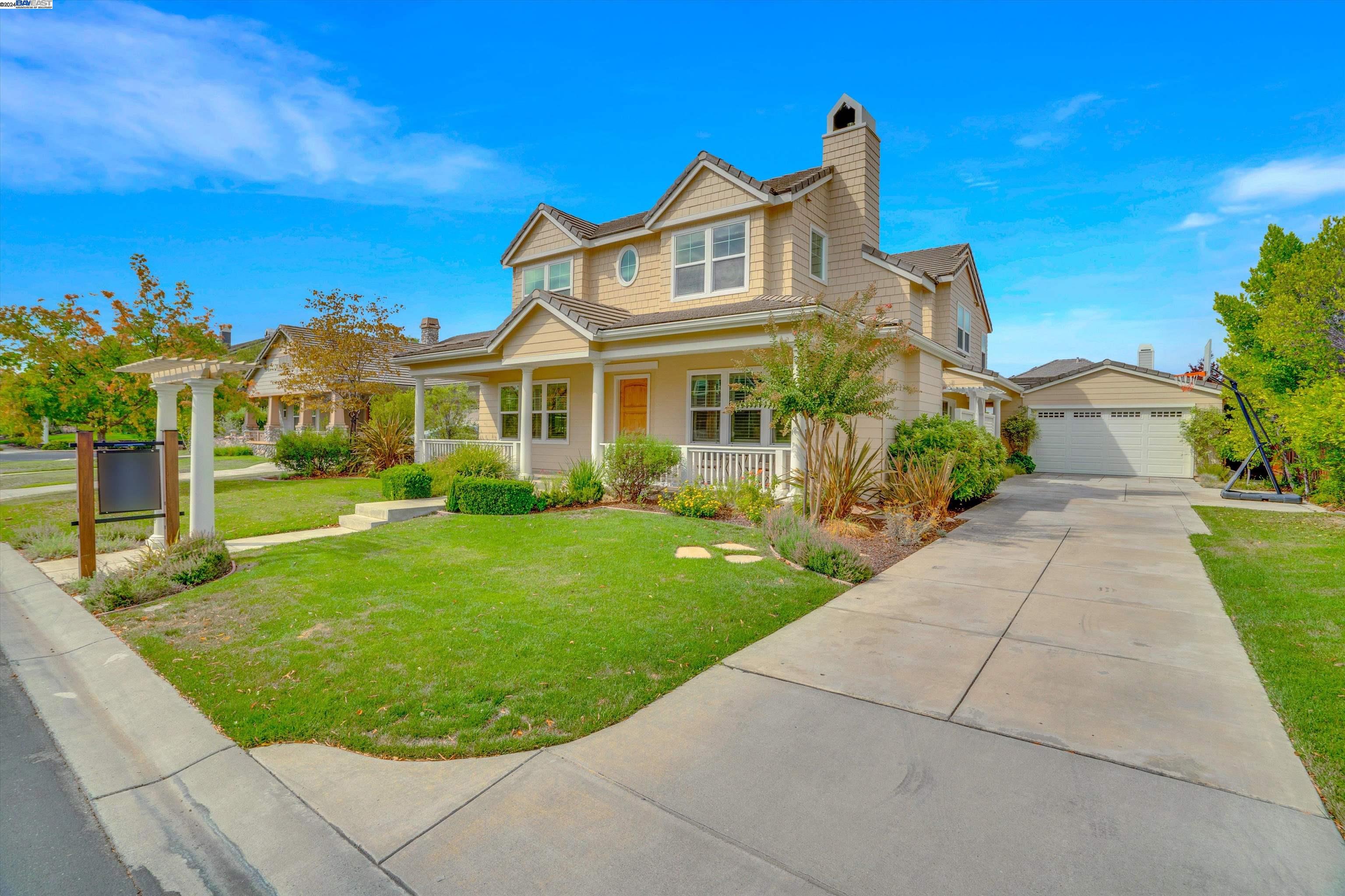 2951 Picholine Ct