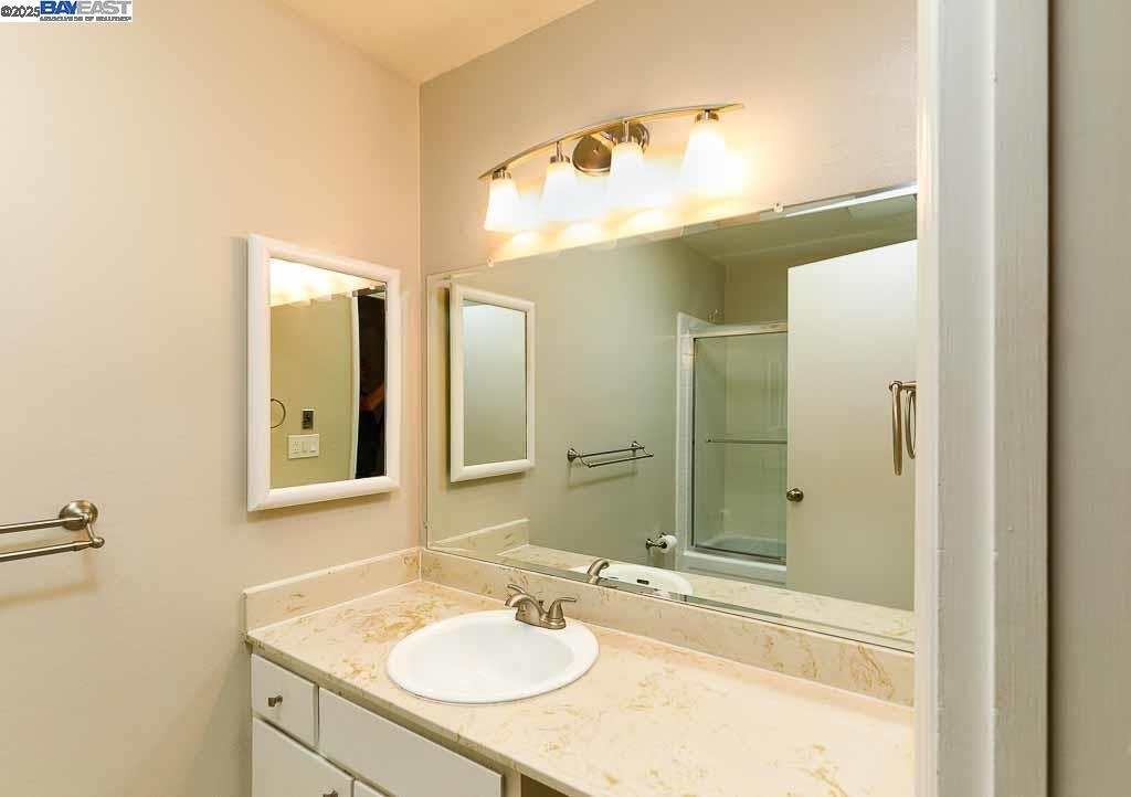 7897 Meadowbrook Court