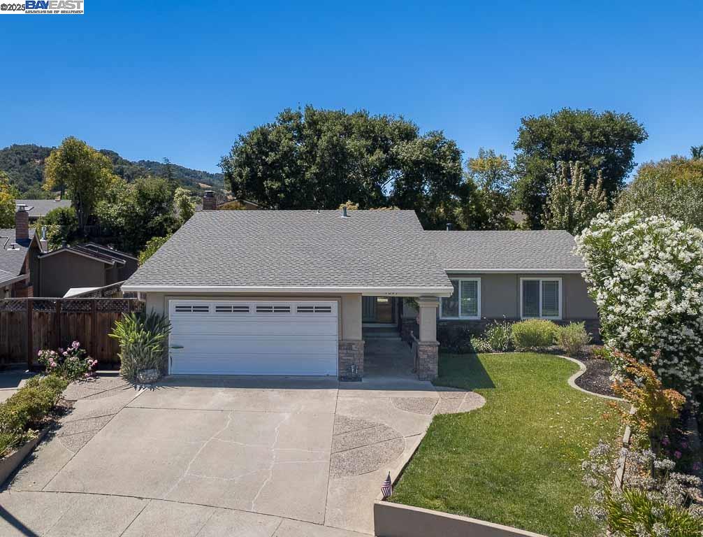 7897 Meadowbrook Court