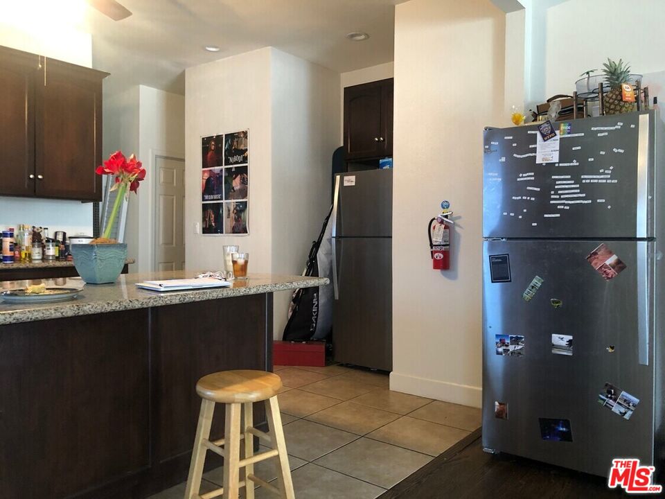 1449 W 28th St