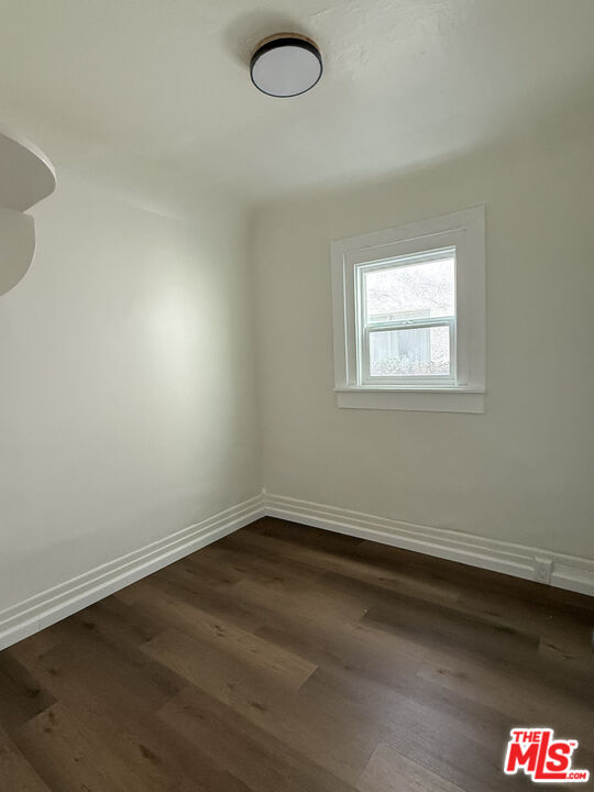 44 Rose Ave
