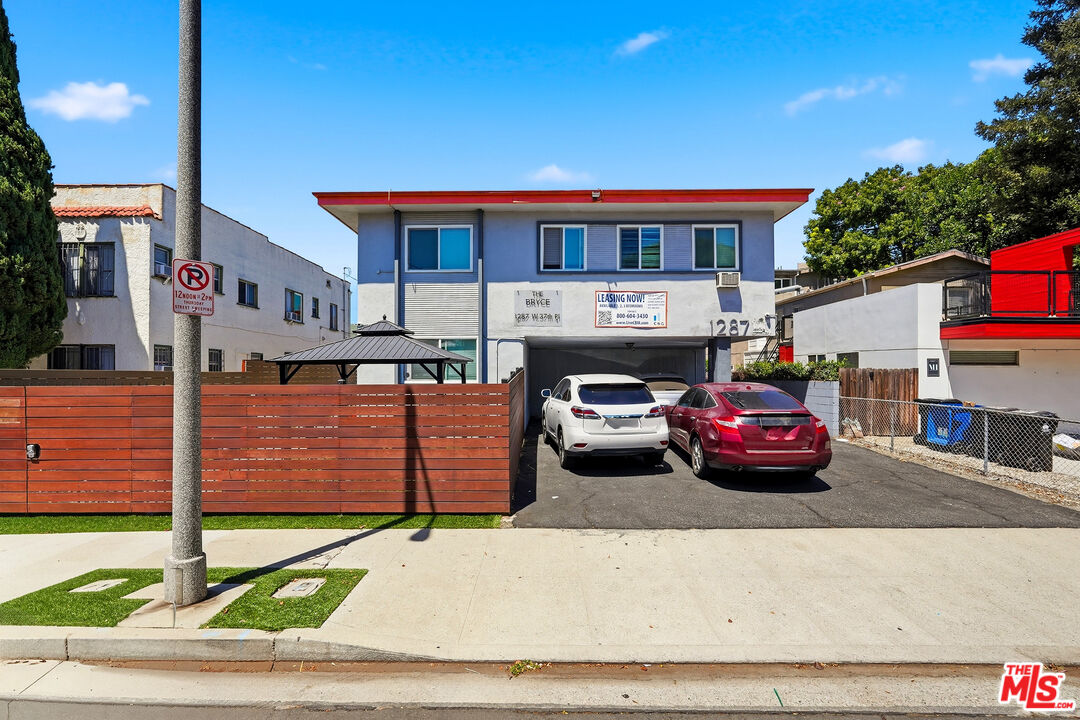 1287 W 37th Pl