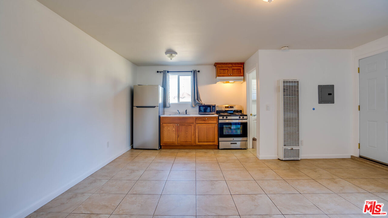 1478 W 29th St Unit: #2