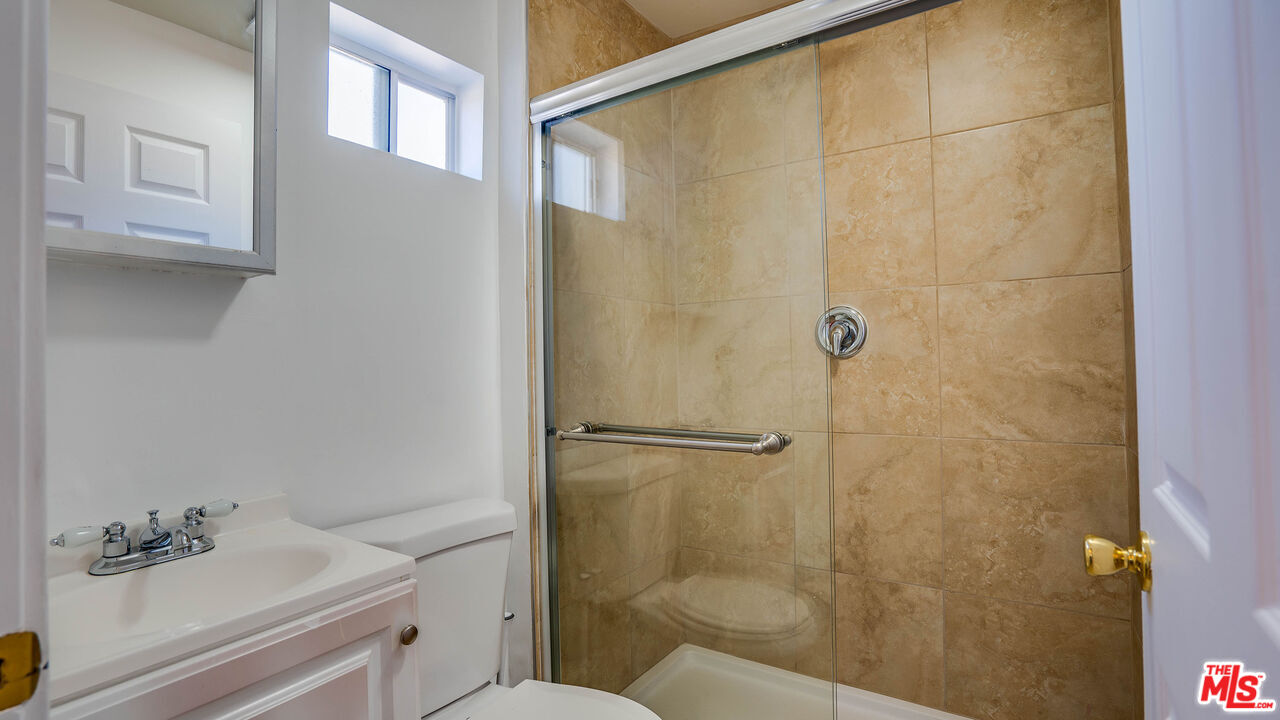 1478 W 29th St Unit: #2