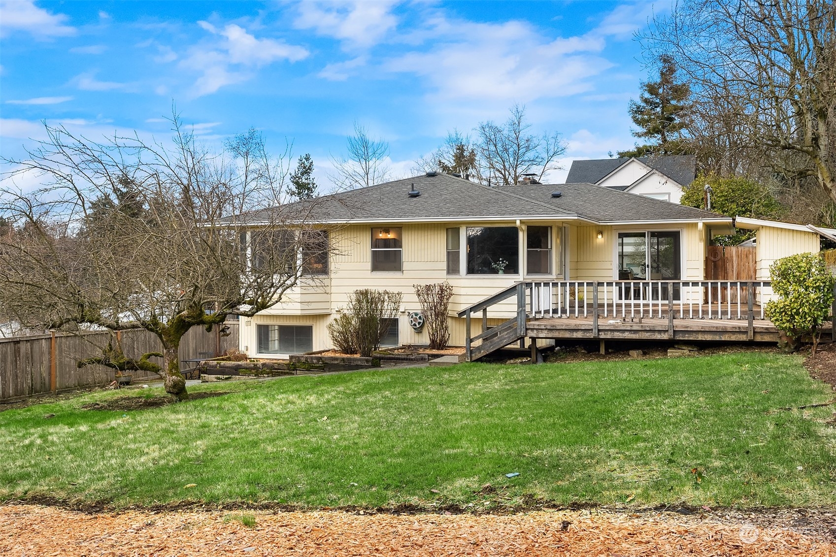 5529 S 149th Street