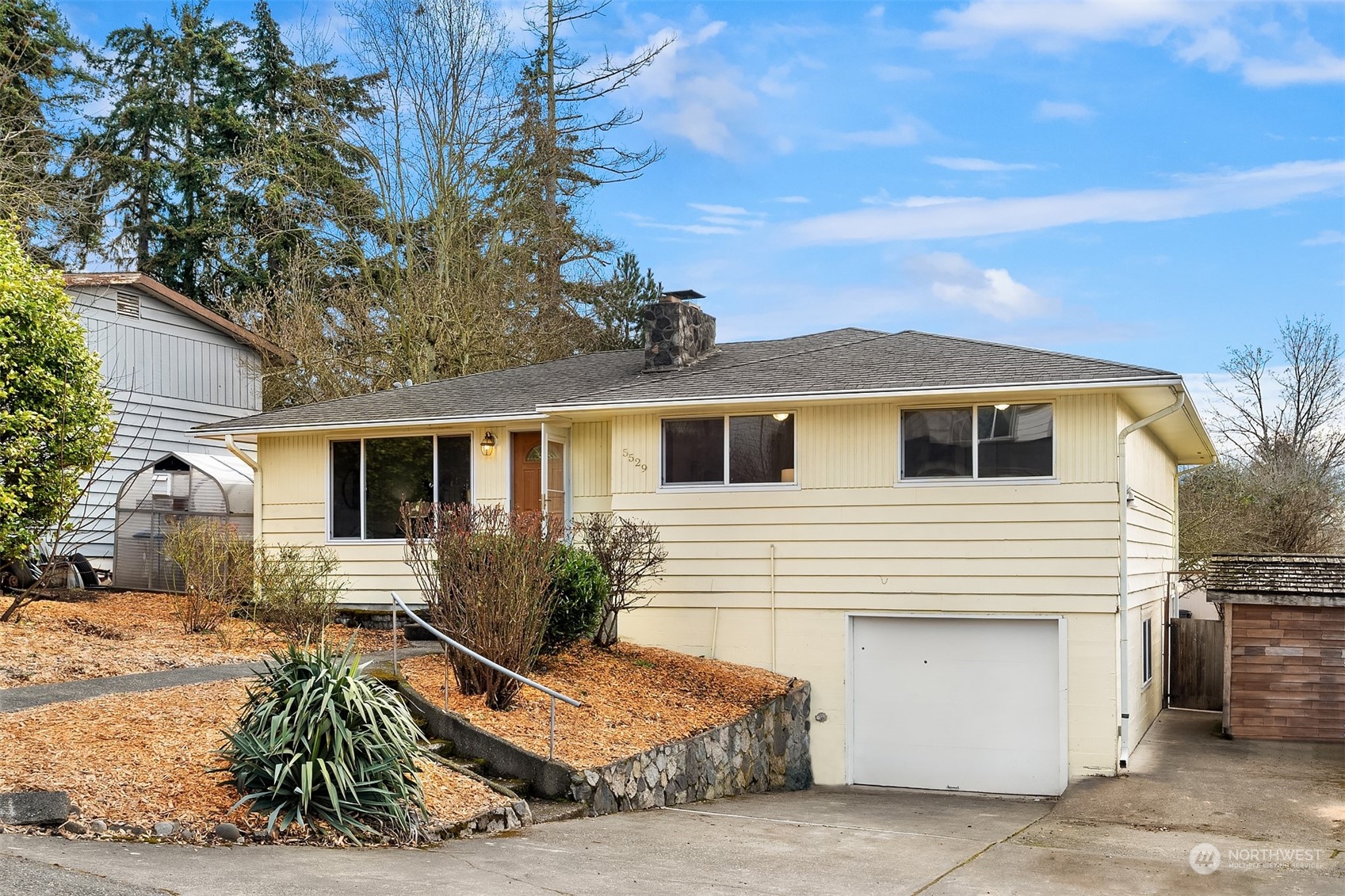 5529 S 149th Street