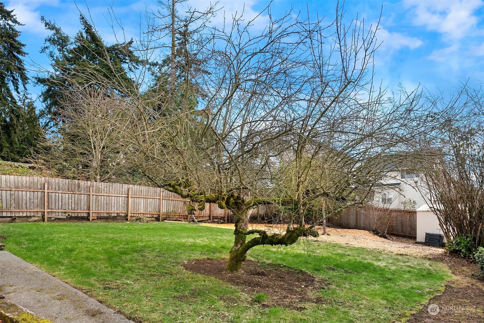 5529 S 149th Street