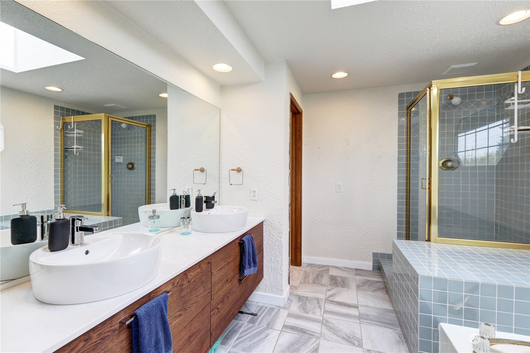 13316 NE 89th