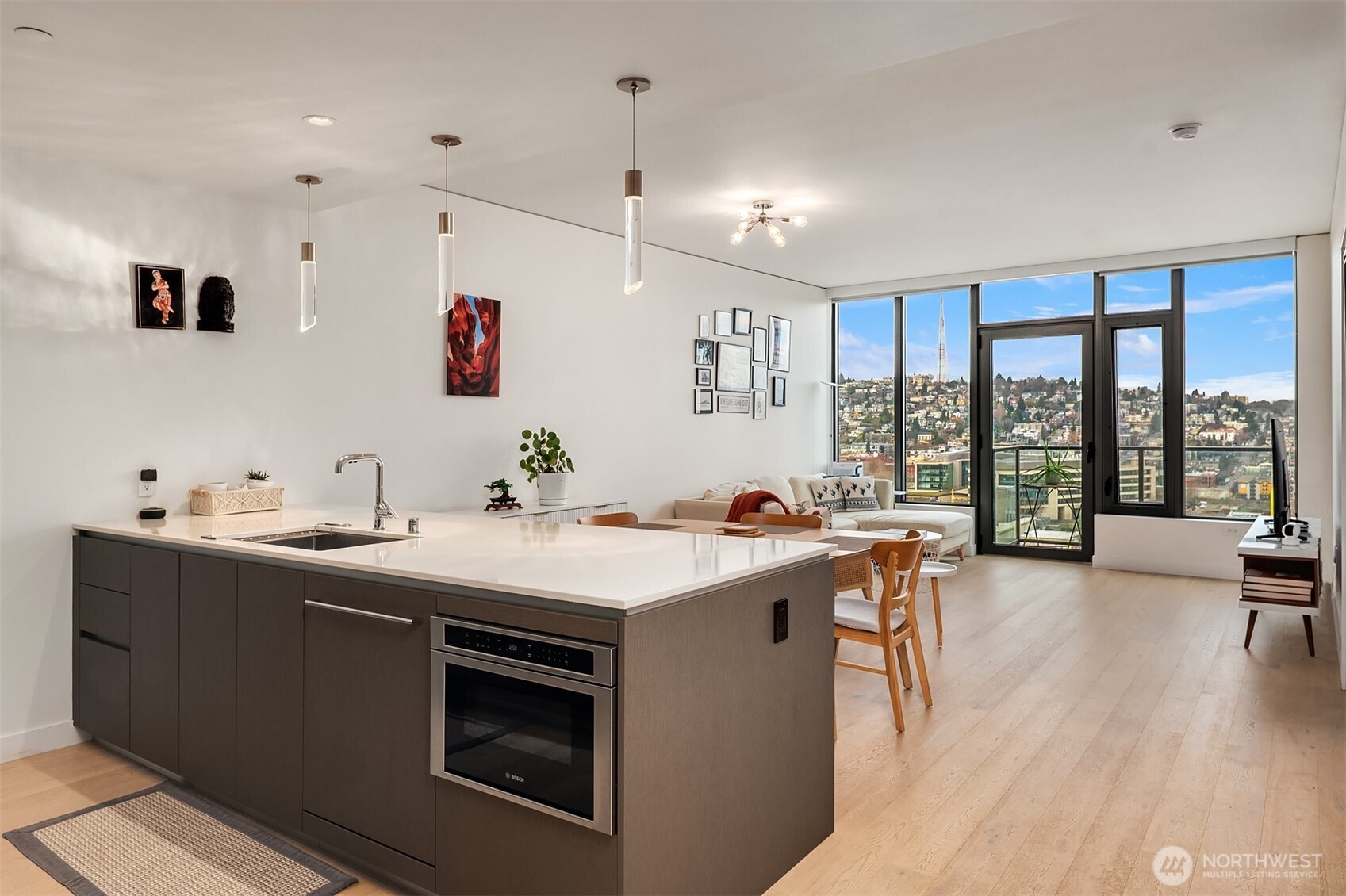 2510 6th Avenue Unit: 1401