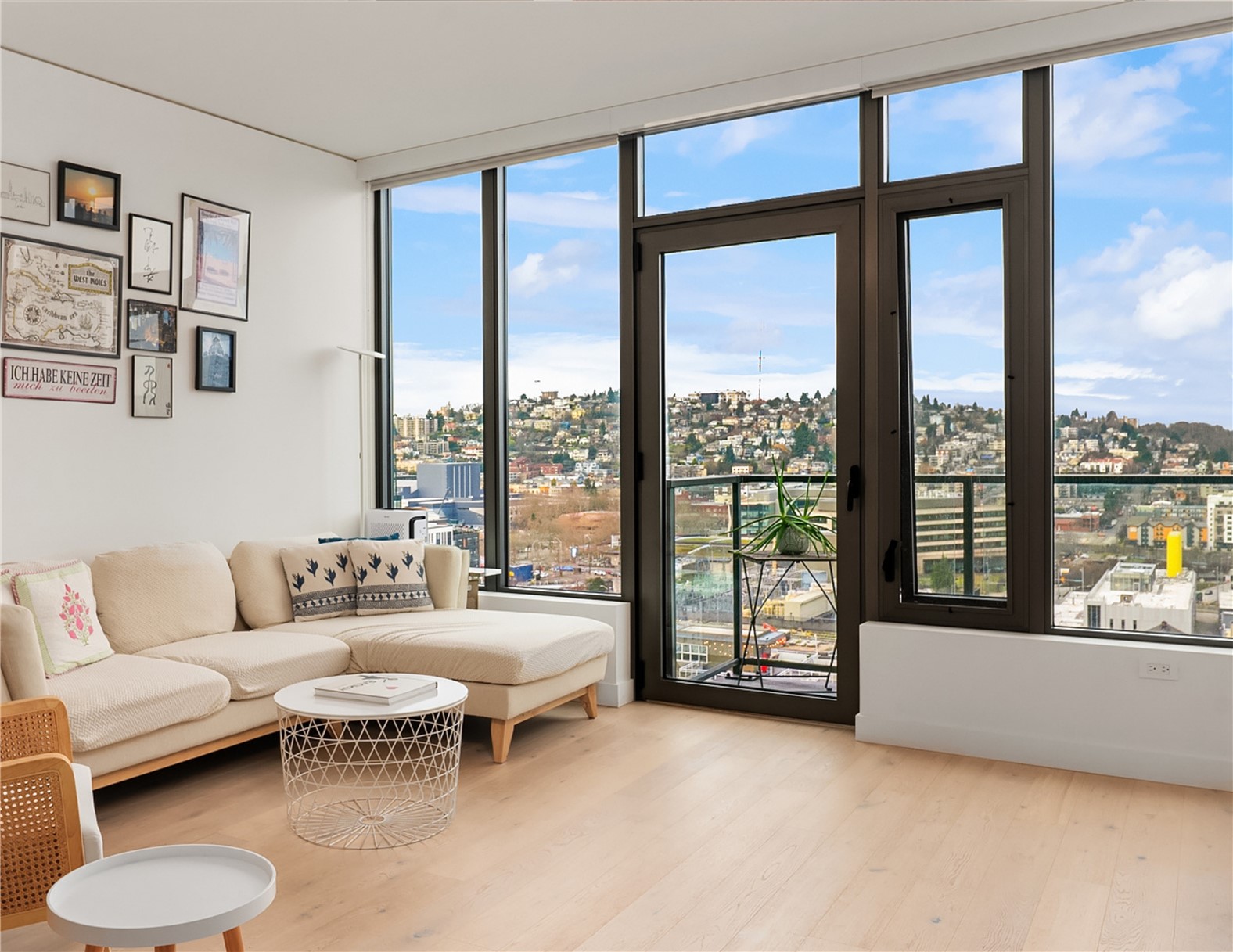 2510 6th Avenue Unit: 1401