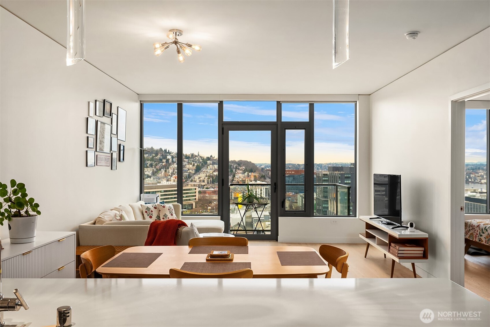 2510 6th Avenue Unit: 1401