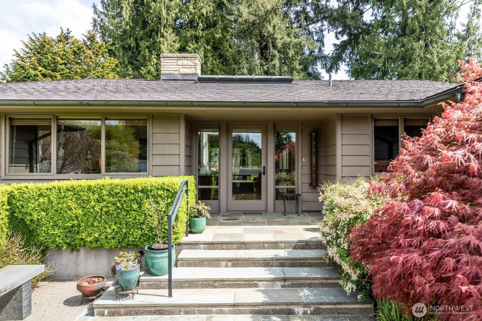 8028 45th Avenue NE