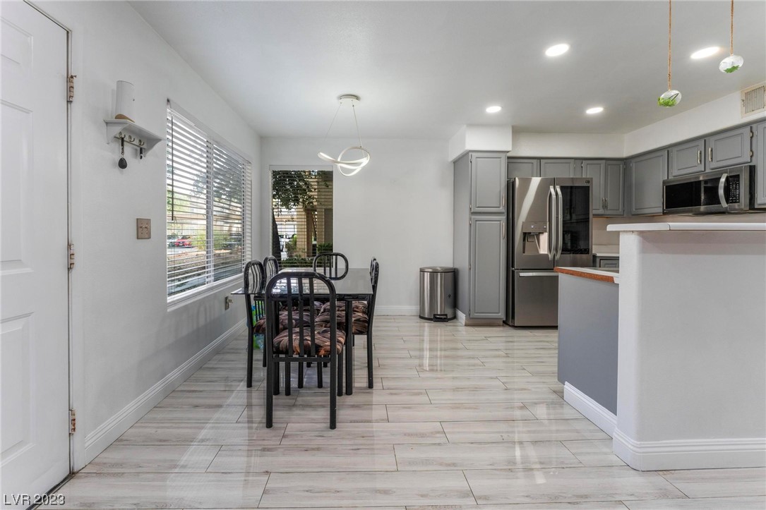5710 East Tropicana Avenue 1163