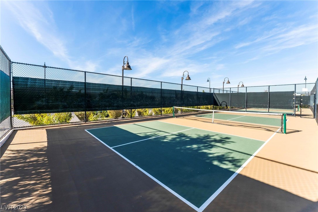 493 Heritage Bridge Avenue