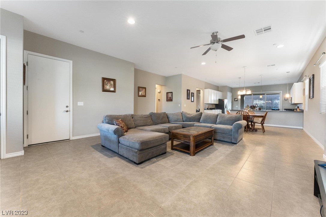 493 Heritage Bridge Avenue