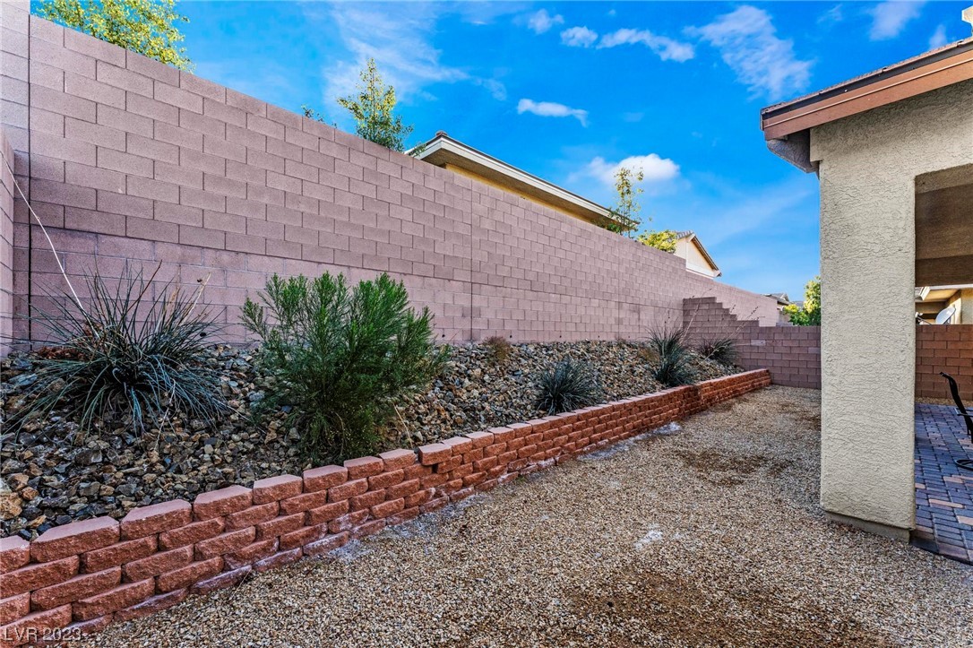 493 Heritage Bridge Avenue