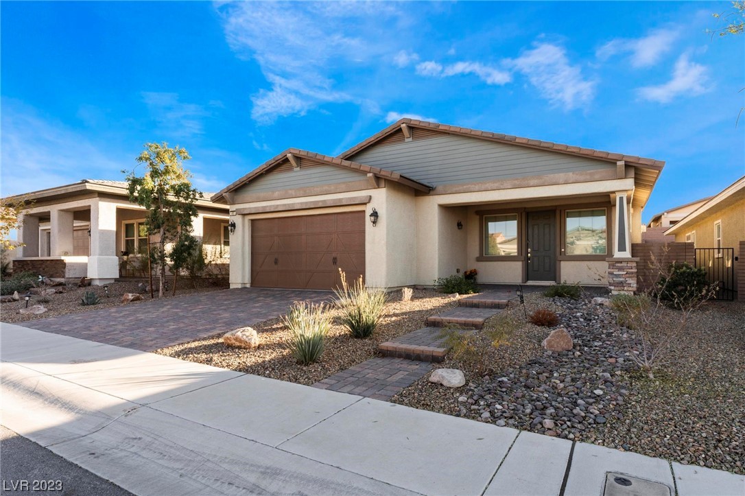 493 Heritage Bridge Avenue