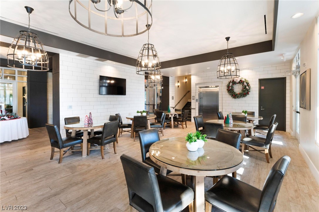 493 Heritage Bridge Avenue