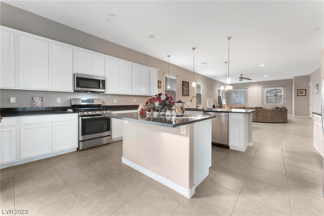 493 Heritage Bridge Avenue