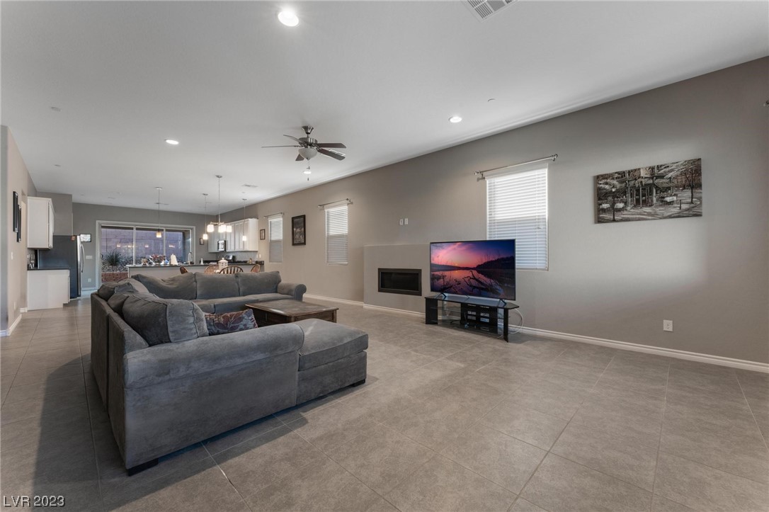 493 Heritage Bridge Avenue