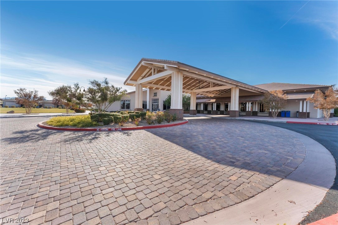 493 Heritage Bridge Avenue