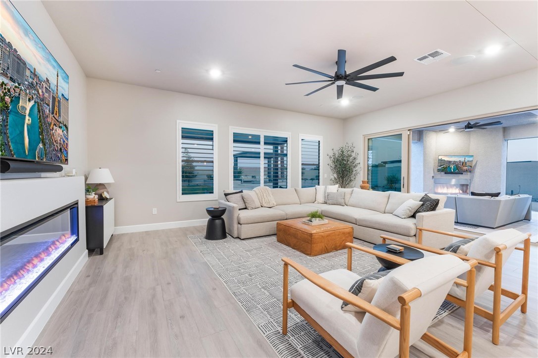 8526 Cloudy Dawn Court