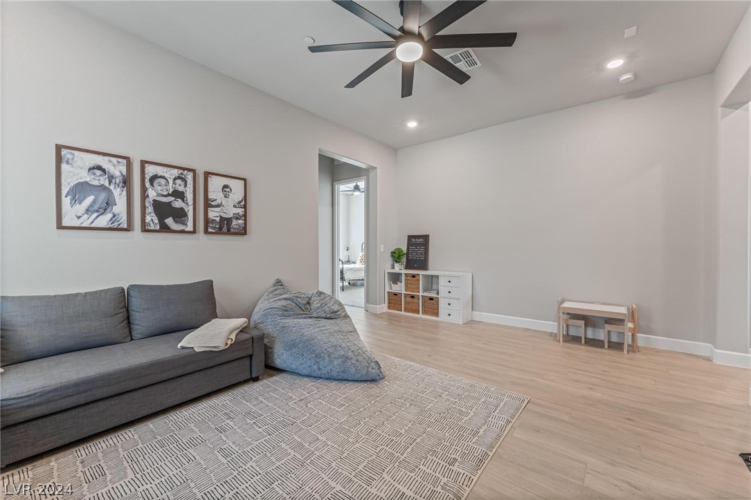 8526 Cloudy Dawn Court