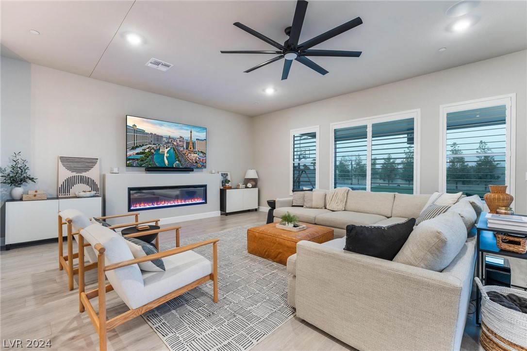 8526 Cloudy Dawn Court