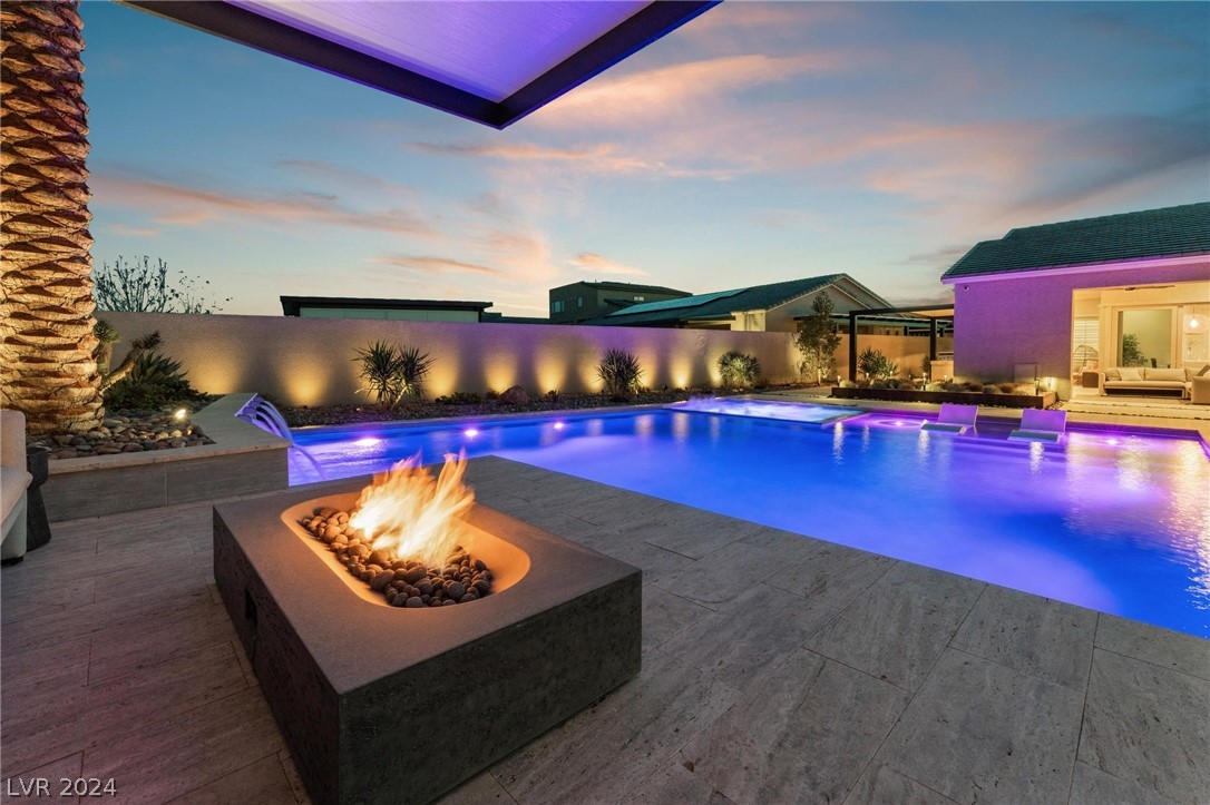 8526 Cloudy Dawn Court