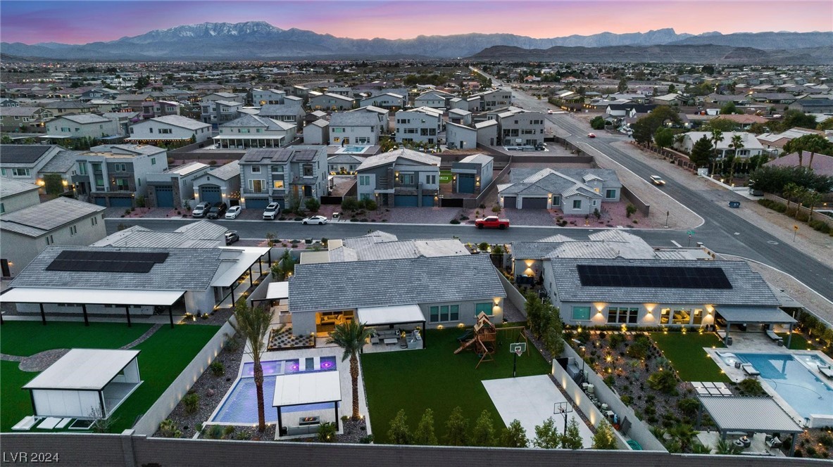 8526 Cloudy Dawn Court