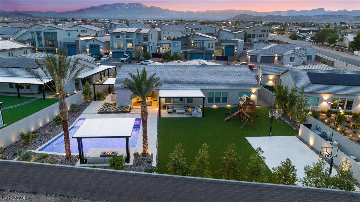 8526 Cloudy Dawn Court