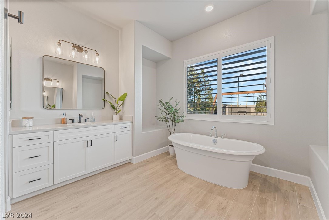 8526 Cloudy Dawn Court