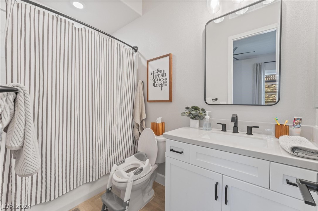 8526 Cloudy Dawn Court