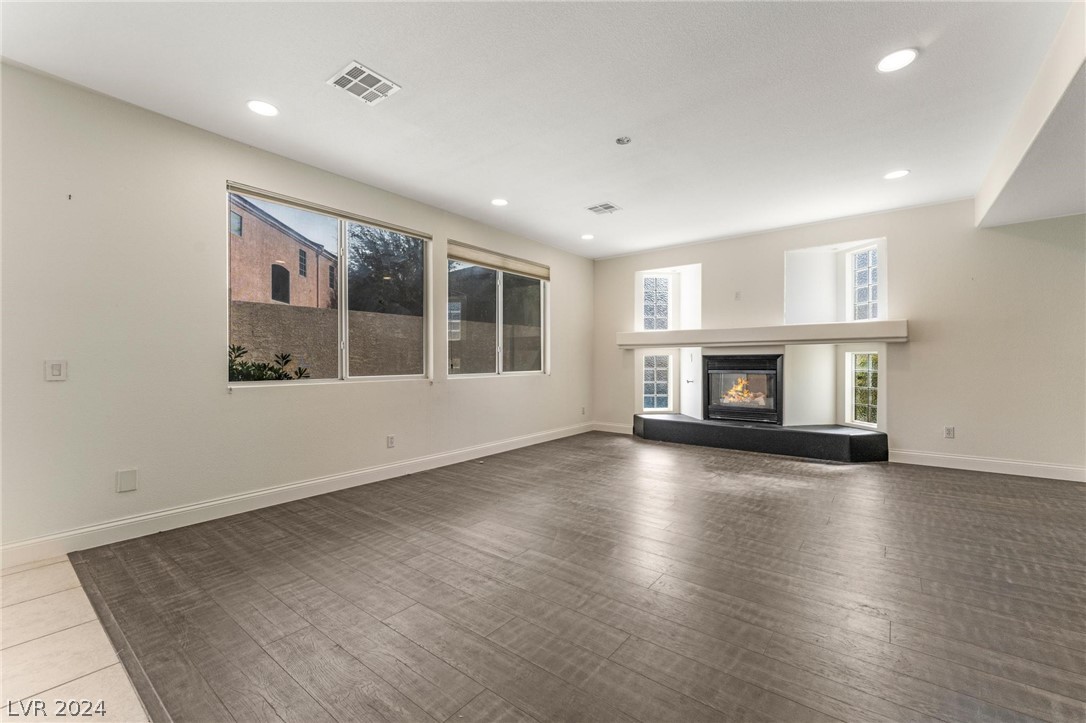 180 Mount Saint Helens Drive