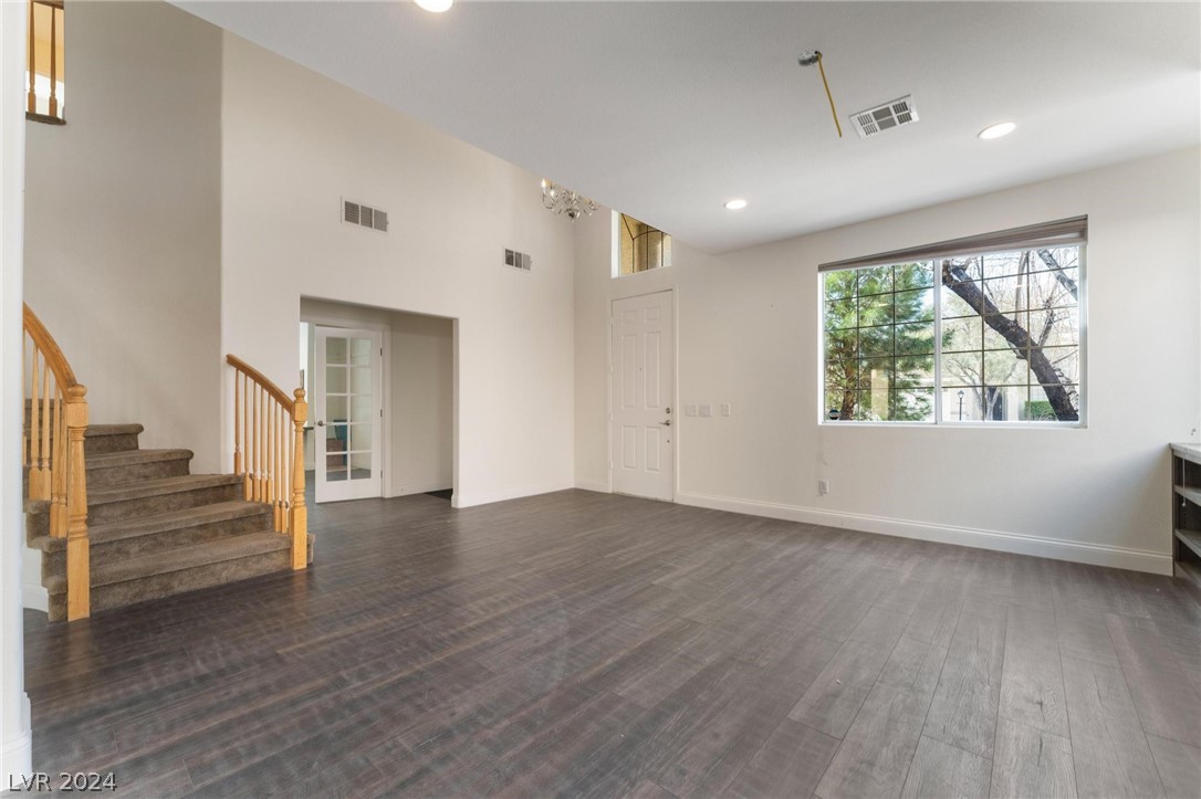 180 Mount Saint Helens Drive