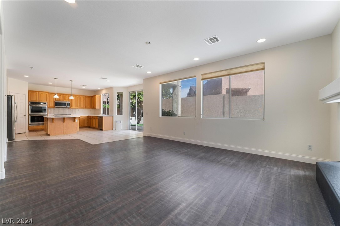 180 Mount Saint Helens Drive