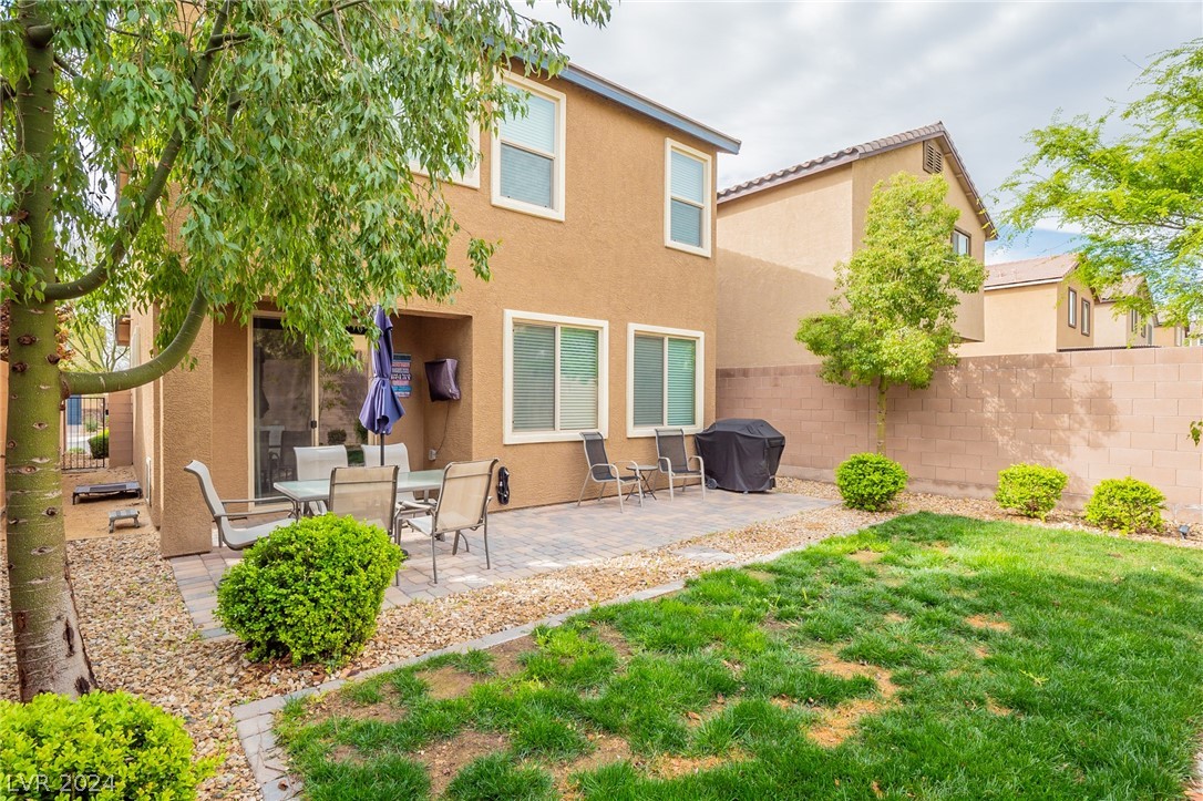 9030 Drummer Bay Avenue