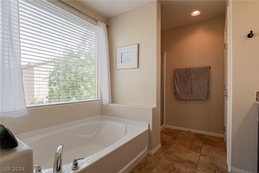 9030 Drummer Bay Avenue