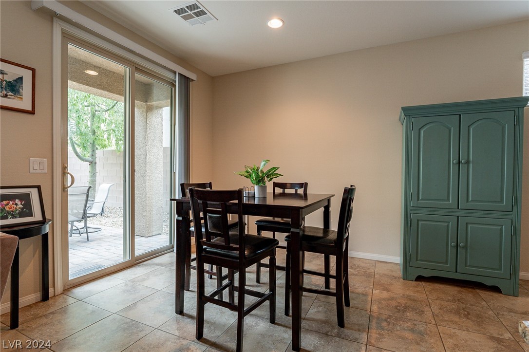 9030 Drummer Bay Avenue