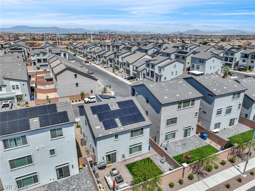 5809 Becklow Gardens Avenue