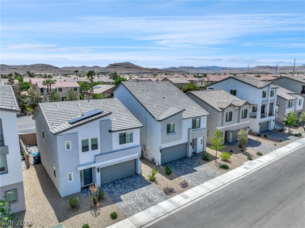 5809 Becklow Gardens Avenue