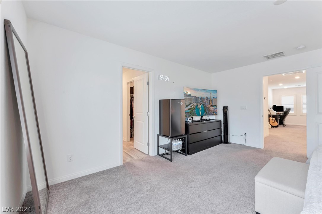 5809 Becklow Gardens Avenue