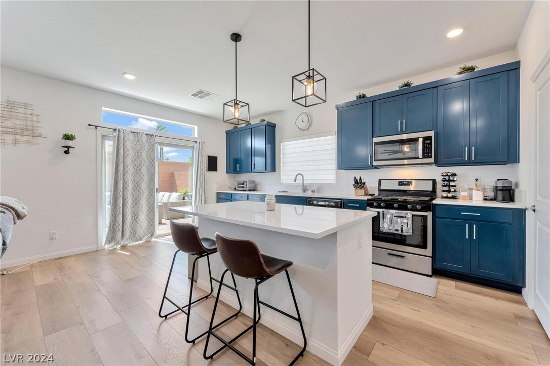 5809 Becklow Gardens Avenue