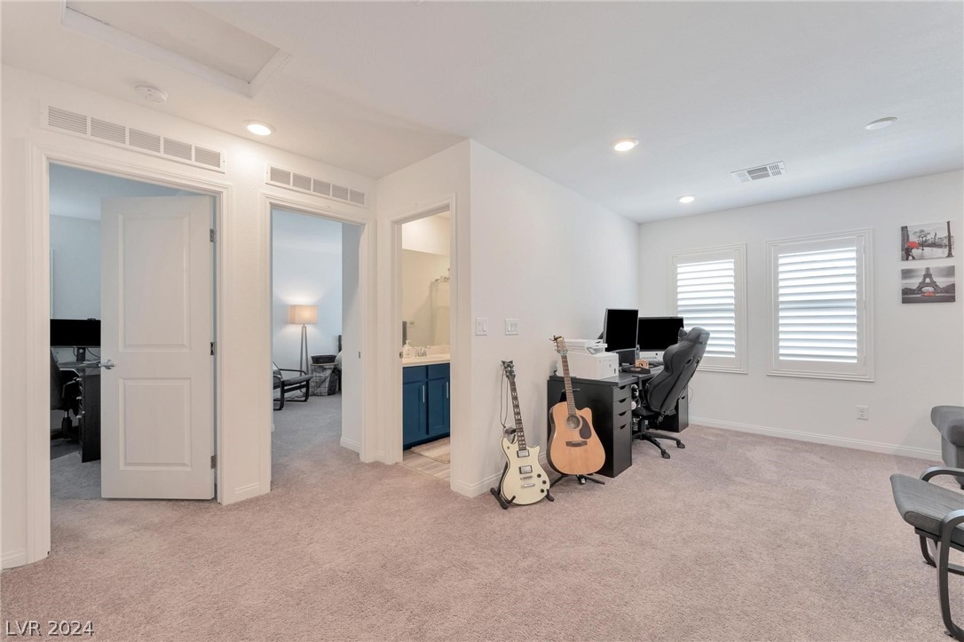 5809 Becklow Gardens Avenue