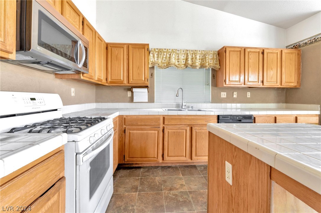 5202 Misty Morning Drive