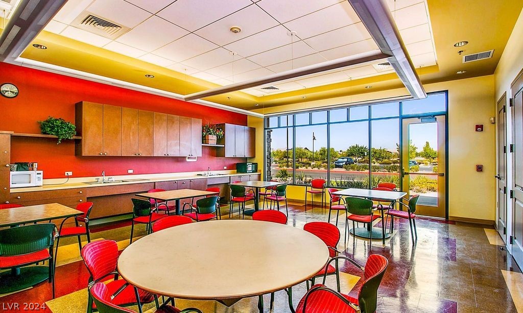 3364 Blue Ribbon Downs Street