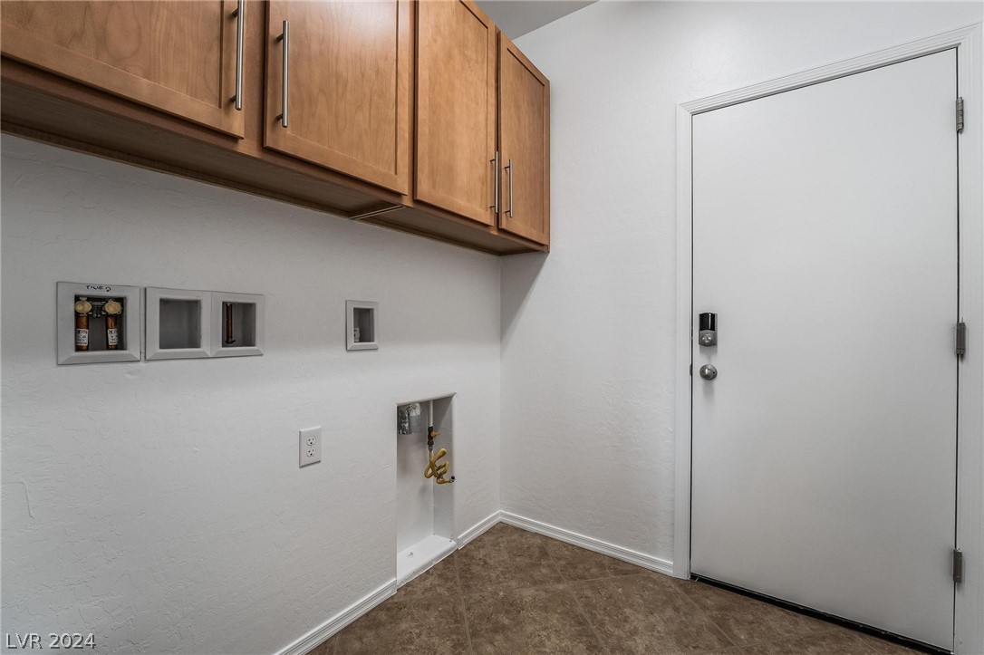 3364 Blue Ribbon Downs Street